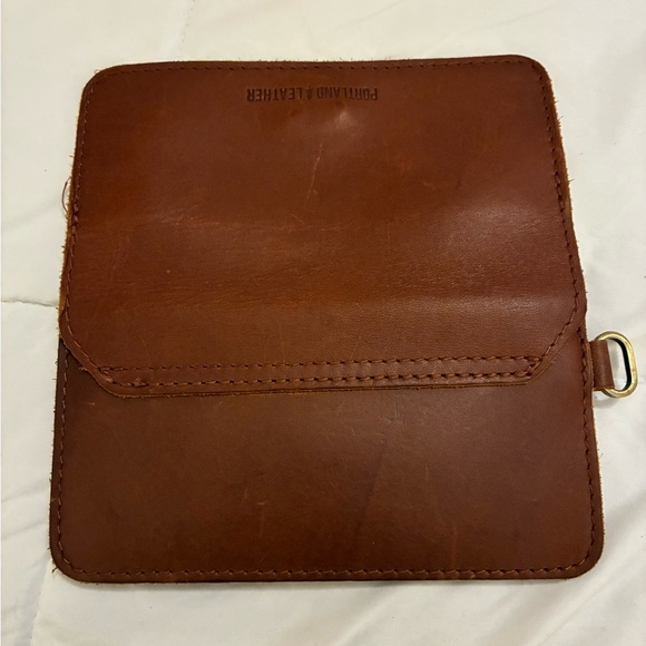 Portland Leather Tan Wallet - Picture 4 of 9